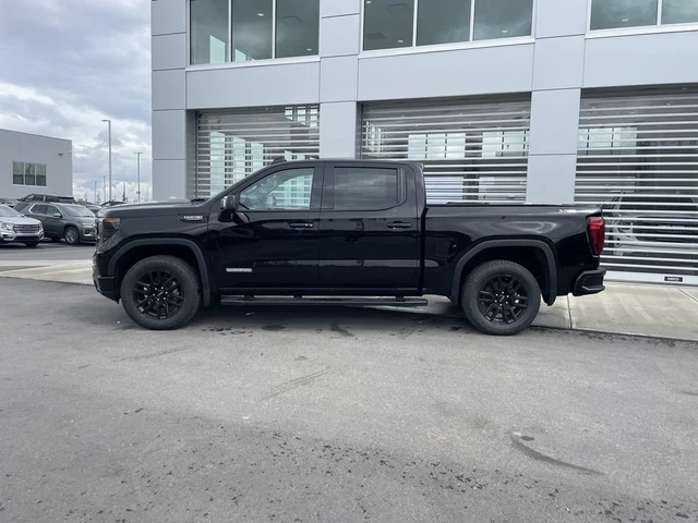 2026 GMC Sierra 1500 Elevation, schwarz, 1 km, Import Kanada — Foto 5 z 20