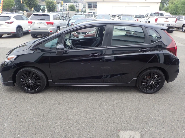 2019 Honda Fit Sport w/Honda Sensing, schwarz, 109.359 km, Import Kanada — Foto 1