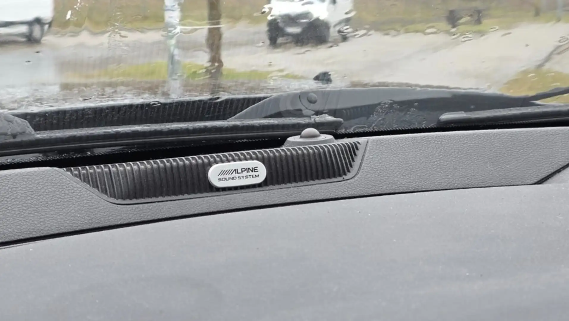 2017 RAM 1500, 148.999 km, Deutschland — Foto 5 z 10