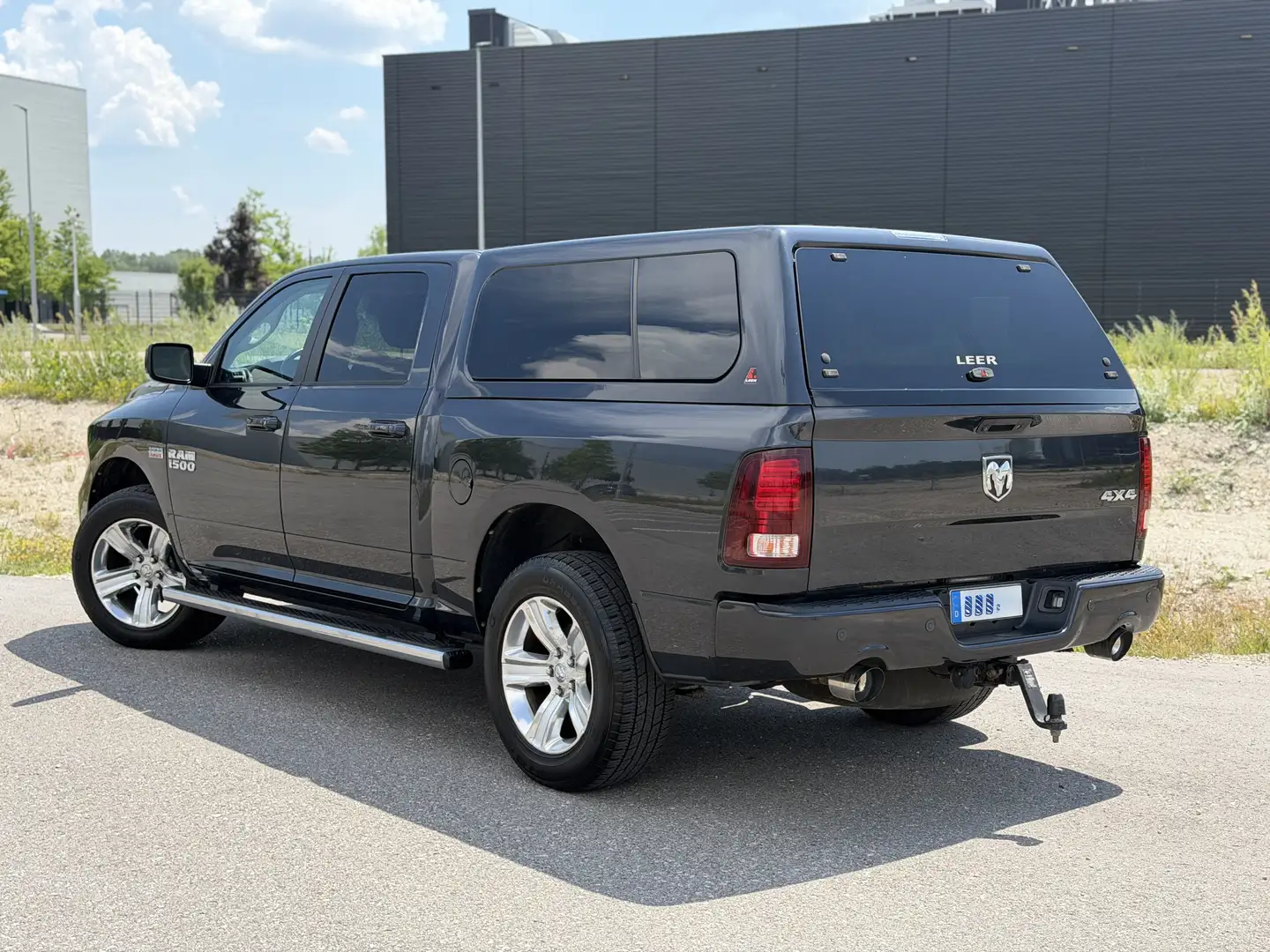 2016 RAM 1500, 88.700 km, Deutschland — Foto 4 z 12