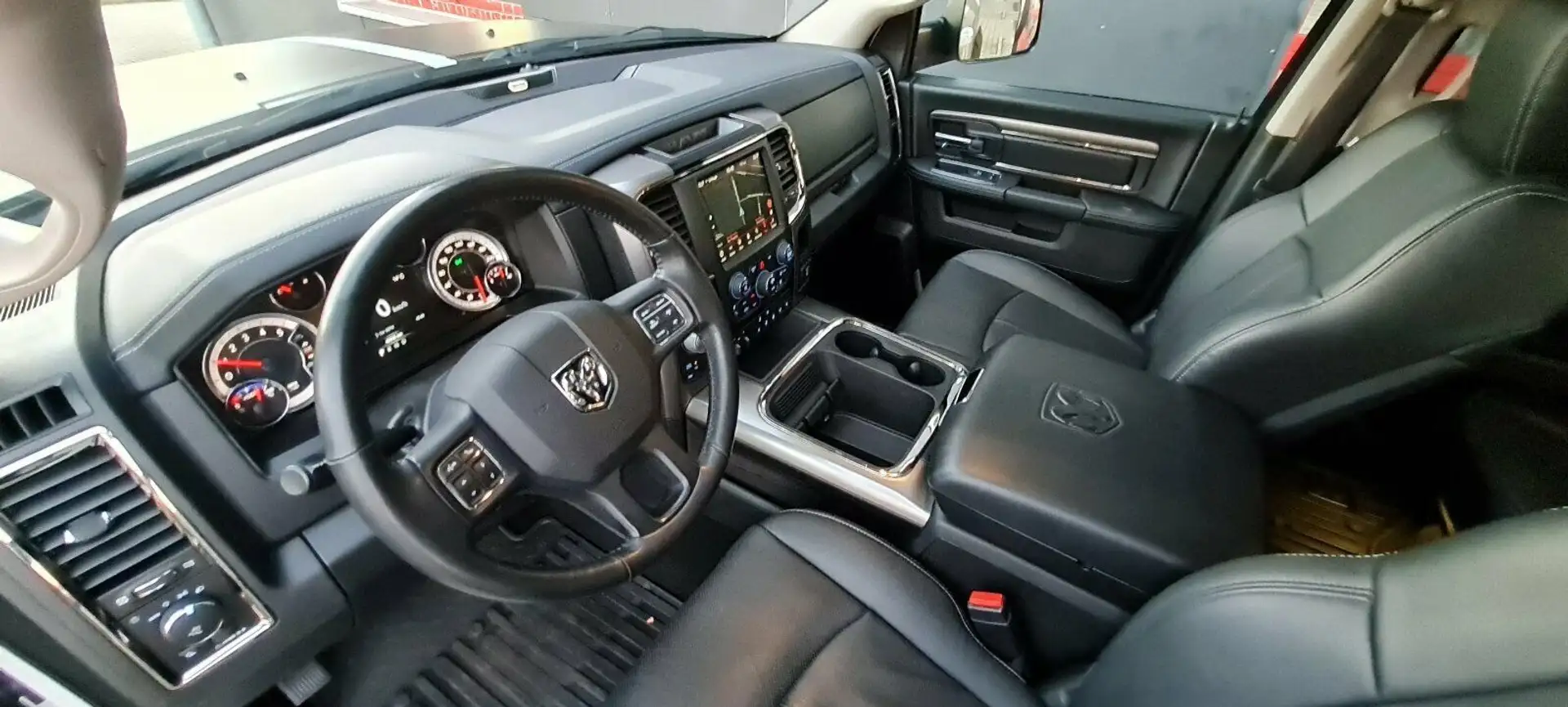 2019 RAM 1500, 63.500 km, Deutschland — Foto 6 z 10