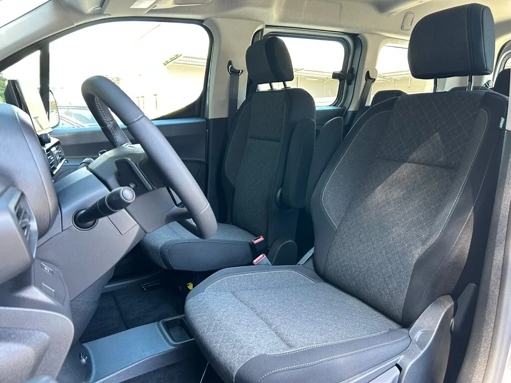2026 Opel Combo, 3 km, Österreich — Foto 10 z 17