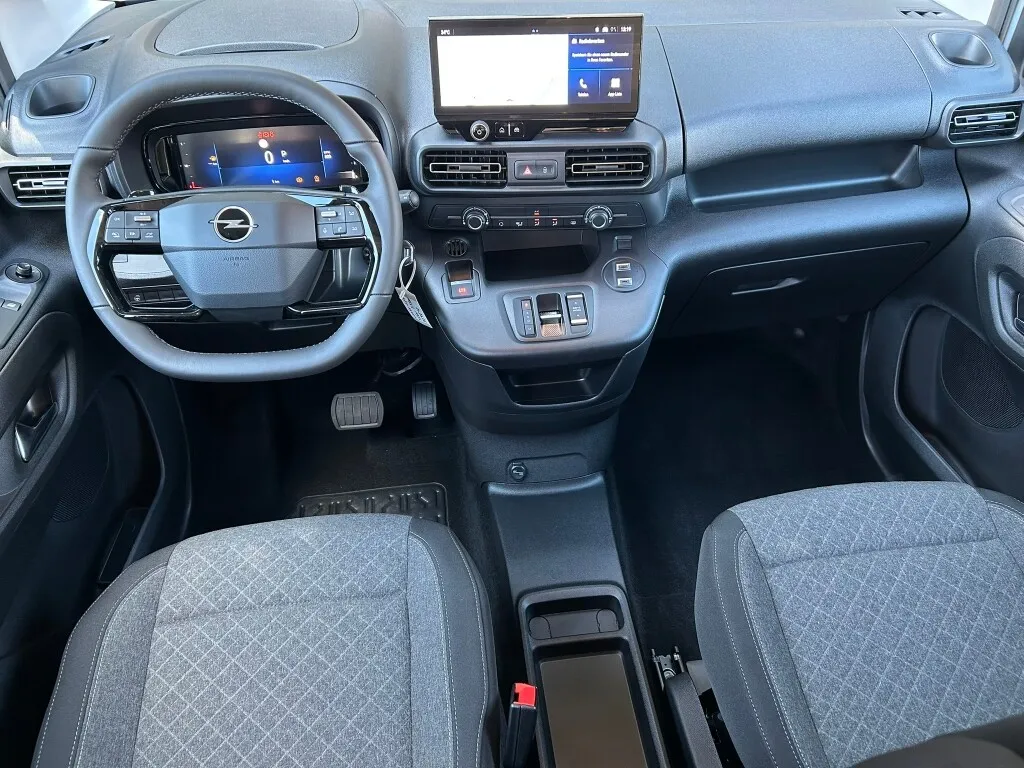 2026 Opel Combo, 3 km, Österreich — Foto 13 z 17