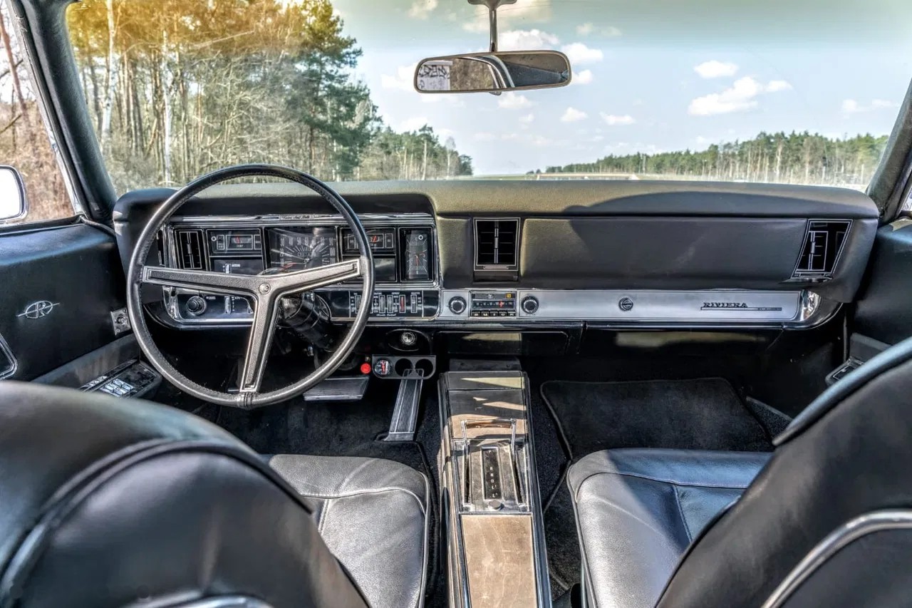 1968 Buick Riviera, 100.000 km, Polen — Foto 7 z 15