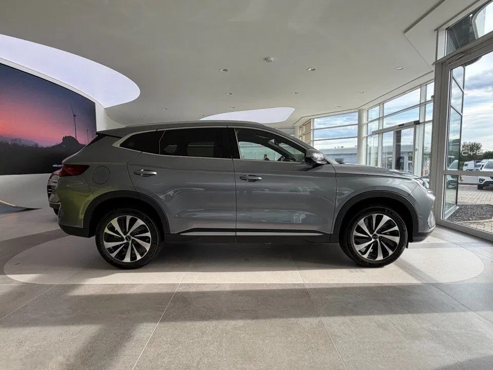2026 BYD Seal U, 1 km, Polen — Foto 3 z 23