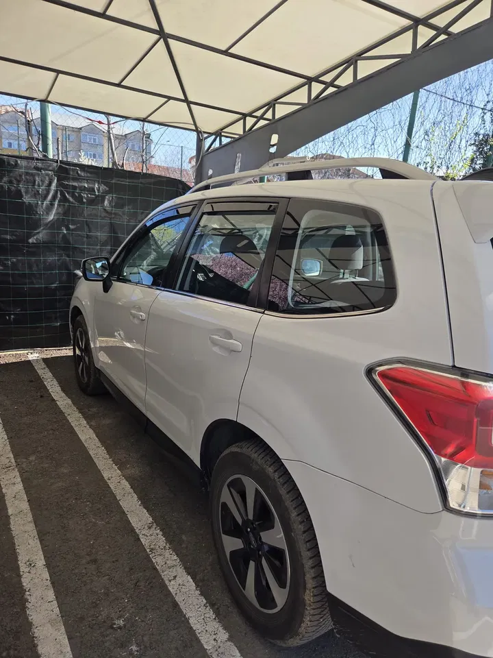 2018 Subaru Forester, 112.500 km, Rumänien — Foto 2 z 11