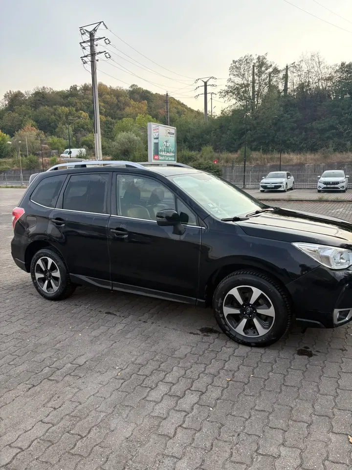 2015 Subaru Forester, 296.190 km, Rumänien — Foto 1