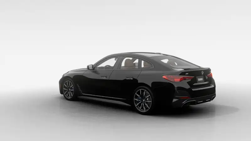 2026 BMW I4 eDrive40, schwarz, 90 km, Import Kanada — Foto 2 z 12