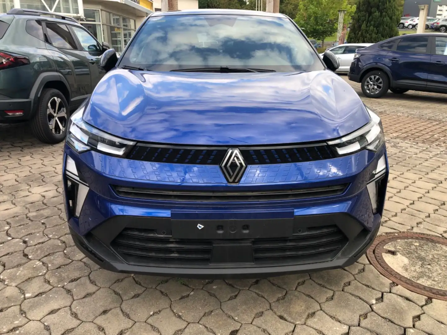 2026 Renault Captur, 3 km, Deutschland — Foto 2 z 12