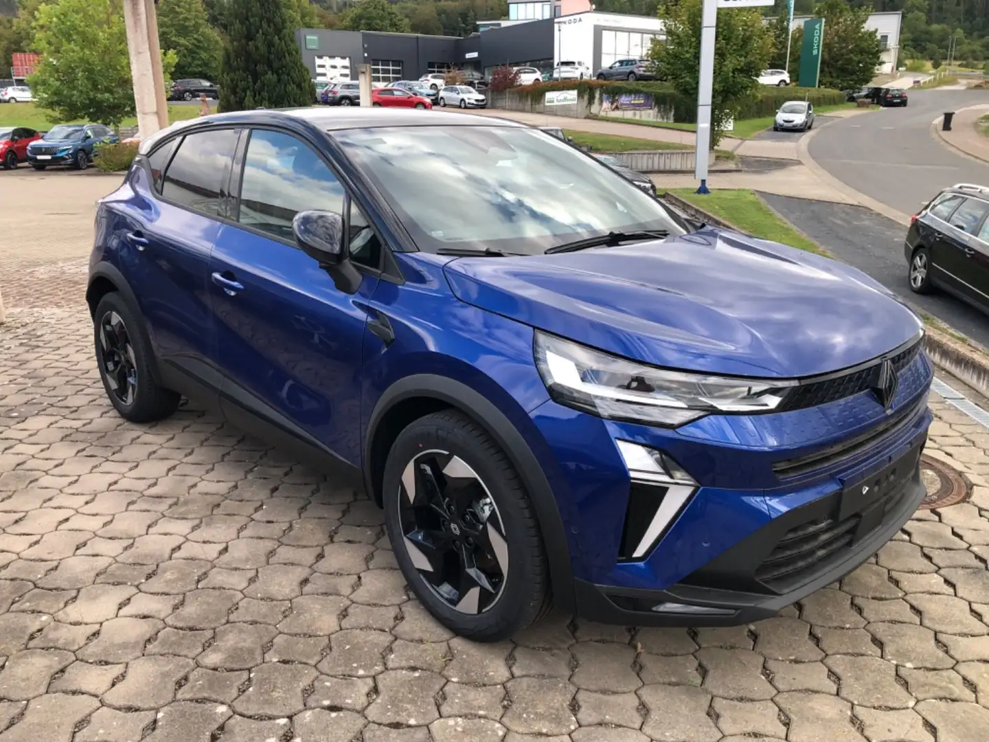 2026 Renault Captur, 3 km, Deutschland — Foto 3 z 12