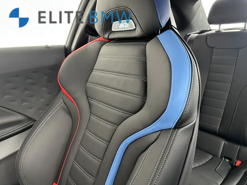 2026 BMW M2 BASE, schwarz, 90 km, Import Kanada — Foto 6 z 12