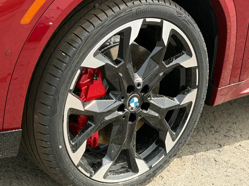 2027 BMW X2, rot, 90 km, Import Kanada — Foto 5 z 5