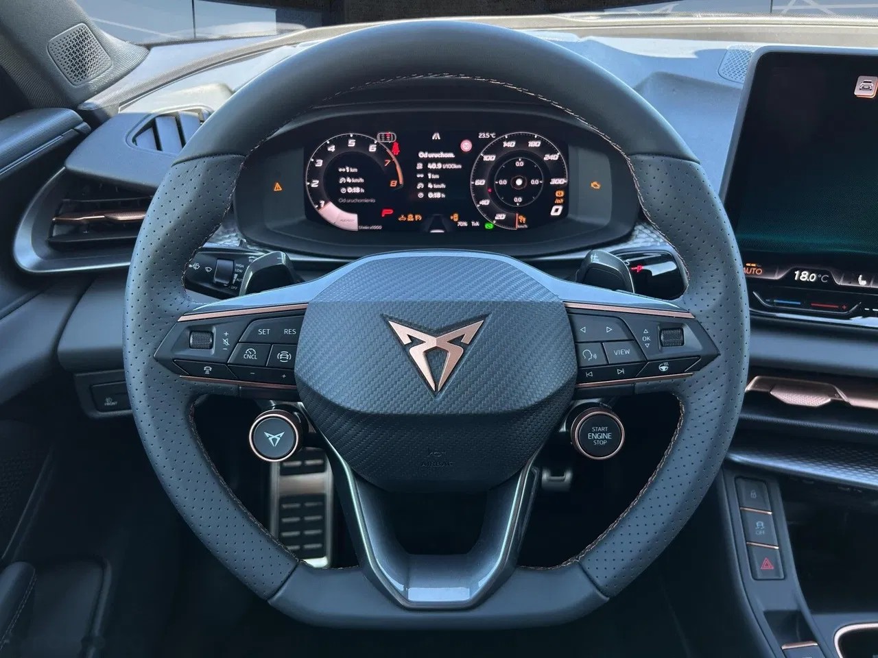 2026 Cupra Terramar, 1 km, Polen — Foto 14 z 33