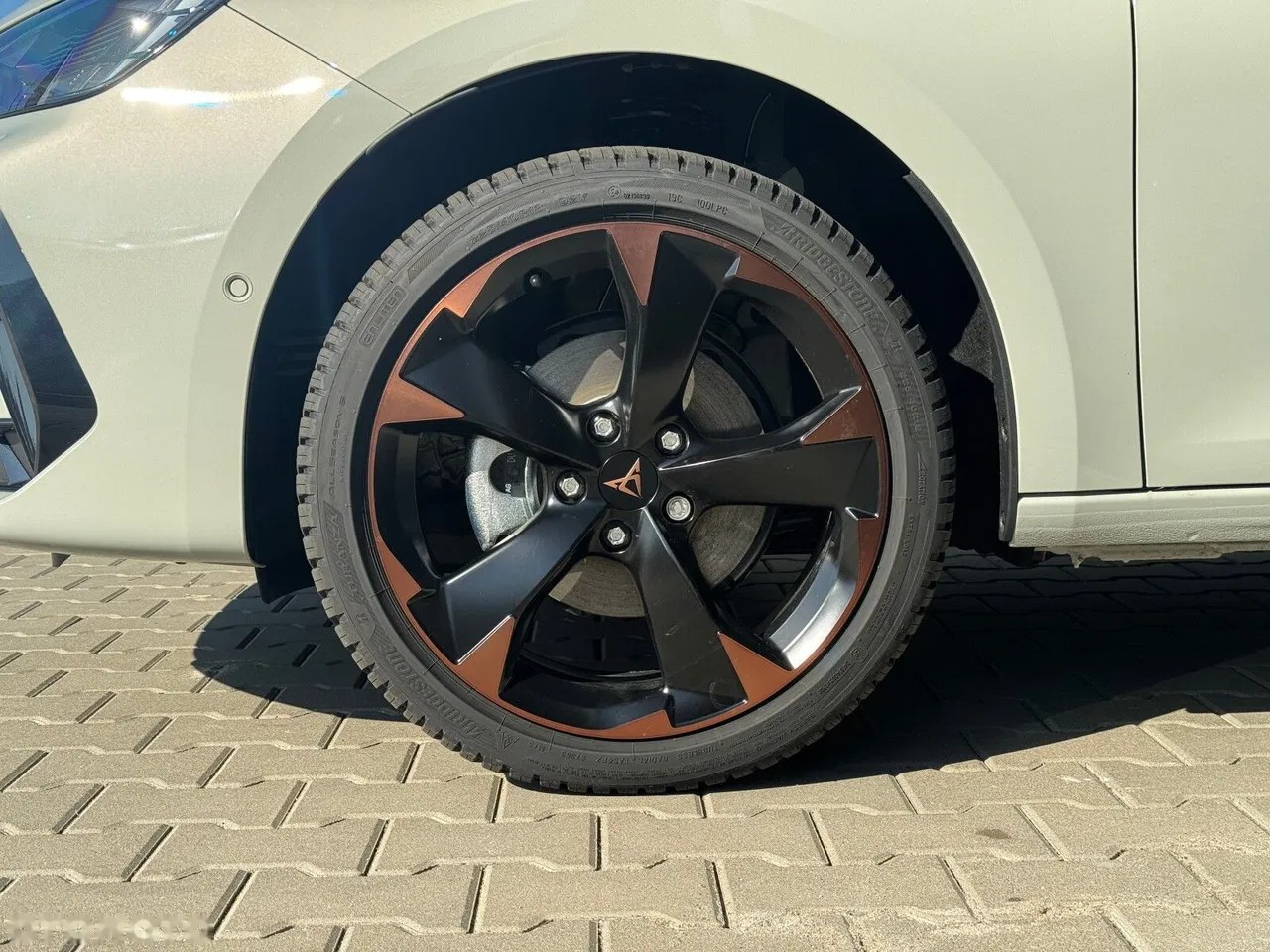 2026 Cupra Leon, 1 km, Polen — Foto 8 z 23