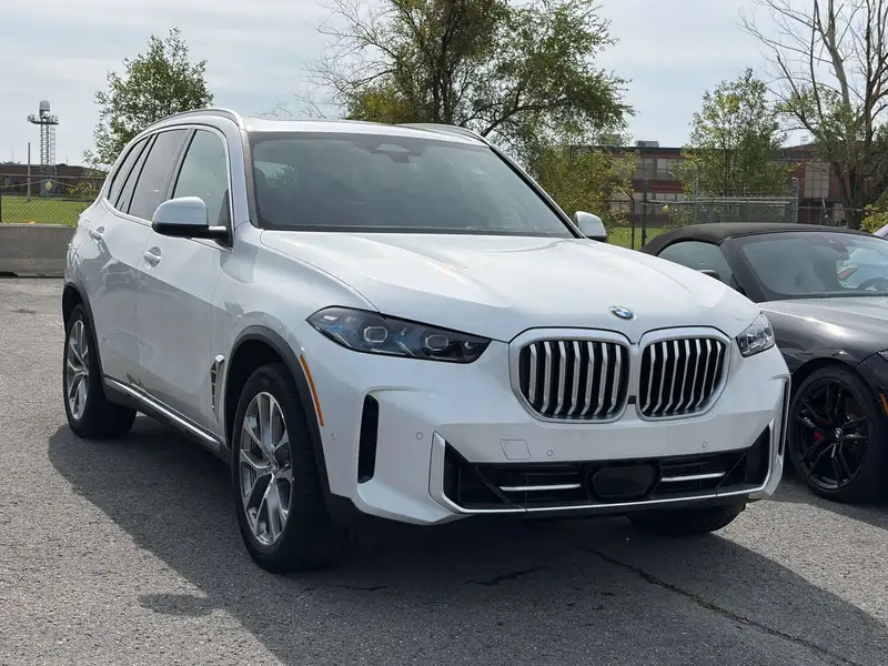 2026 BMW X5, weiß, 90 km, Import Kanada — Foto 3 z 5