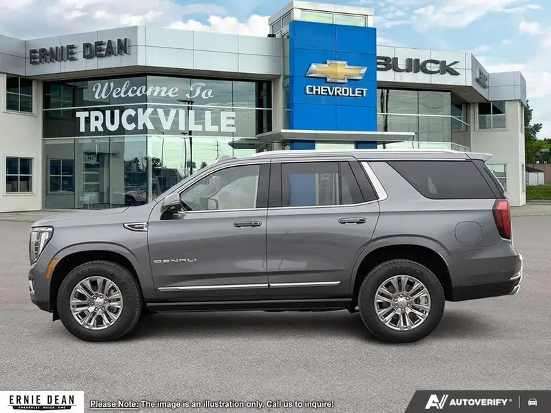 2026 GMC Yukon Denali, silber, 0 km, Import Kanada — Foto 3 z 12