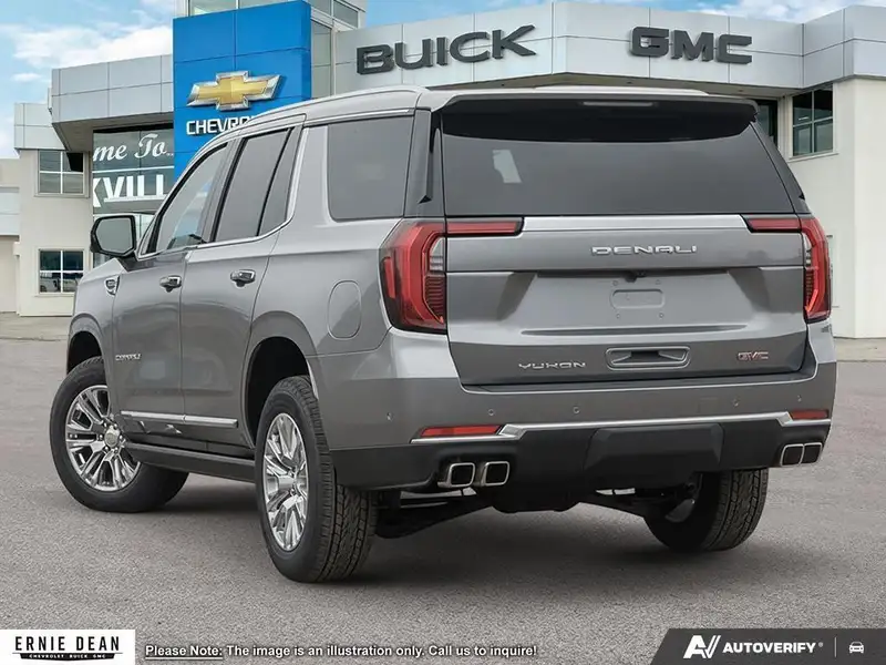 2026 GMC Yukon Denali, silber, 0 km, Import Kanada — Foto 4 z 12