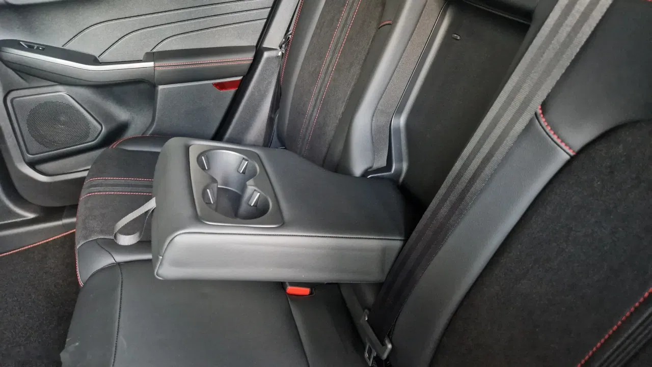2025 Ford Kuga, 2 km, Polen — Foto 10 z 20