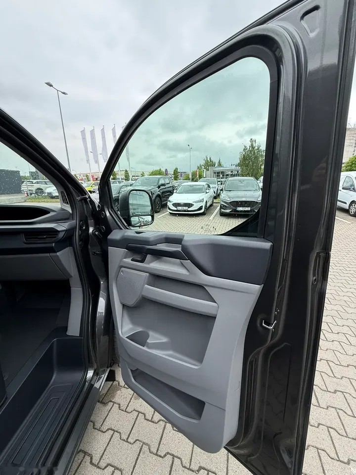 2026 Ford Transit Custom, 10 km, Polen — Foto 16 z 29