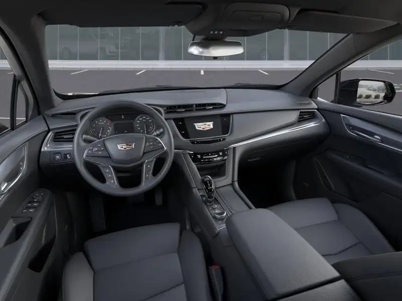2026 Cadillac XT5 Luxury, schwarz, 0 km, Import Kanada — Foto 5 z 6