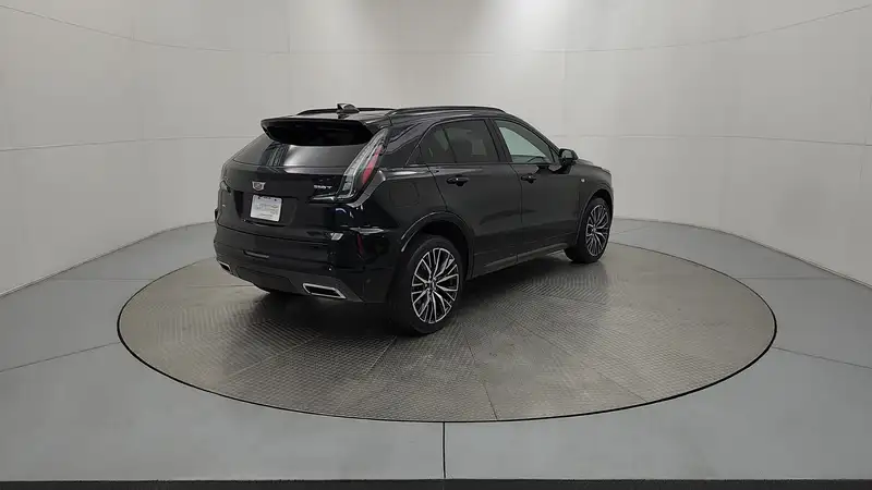 2024 Cadillac XT4 AWD SPORT AWD, schwarz, 21.657 km, Import Kanada — Foto 8 z 12