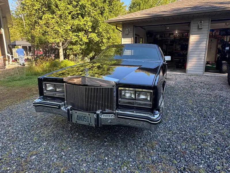 1984 Cadillac Eldorado, schwarz, 86.000 km, Import Kanada — Foto 1