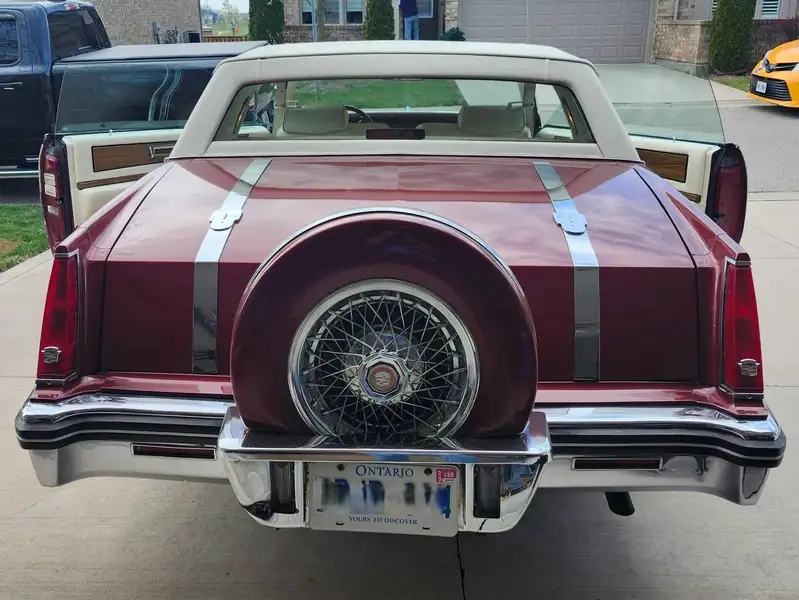 1985 Cadillac Eldorado Continental Kit, rot, 131.000 km, Import Kanada — Foto 3 z 9