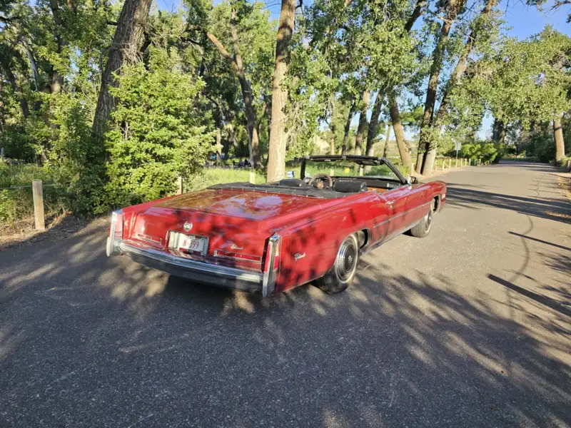 1976 Cadillac Eldorado Convertible, rot, 76.000 km, Import Kanada — Foto 2 z 10
