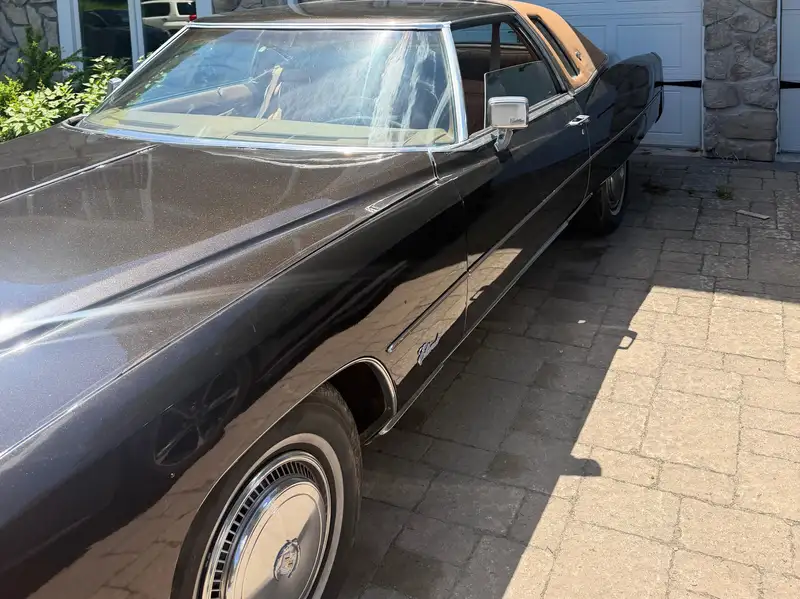 1974 Cadillac Eldorado, braun, 65.000 km, Import Kanada — Foto 3 z 6