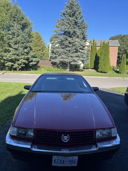 1994 Cadillac Eldorado, rot, 81.261 km, Import Kanada — Foto 1
