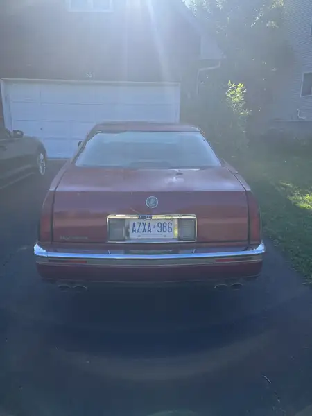 1994 Cadillac Eldorado, rot, 81.261 km, Import Kanada — Foto 2 z 12
