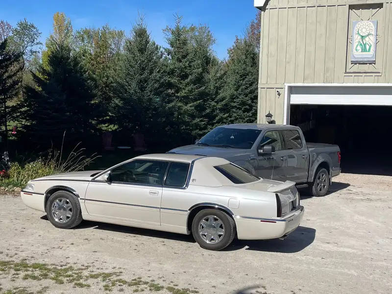 2000 Cadillac Eldorado ESC, weiß, 150.000 km, Import Kanada — Foto 2 z 5