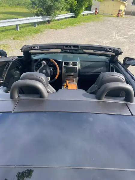 2005 Cadillac XLR, schwarz, 108.000 km, Import Kanada — Foto 8 z 12