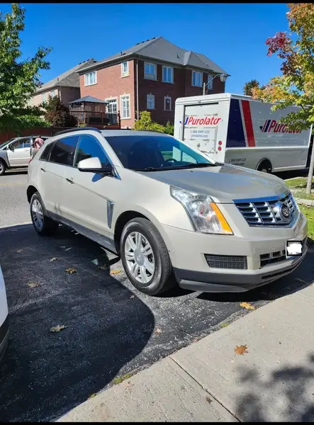 2015 Cadillac SRX, gold, 175.000 km, Import Kanada — Foto 2 z 5