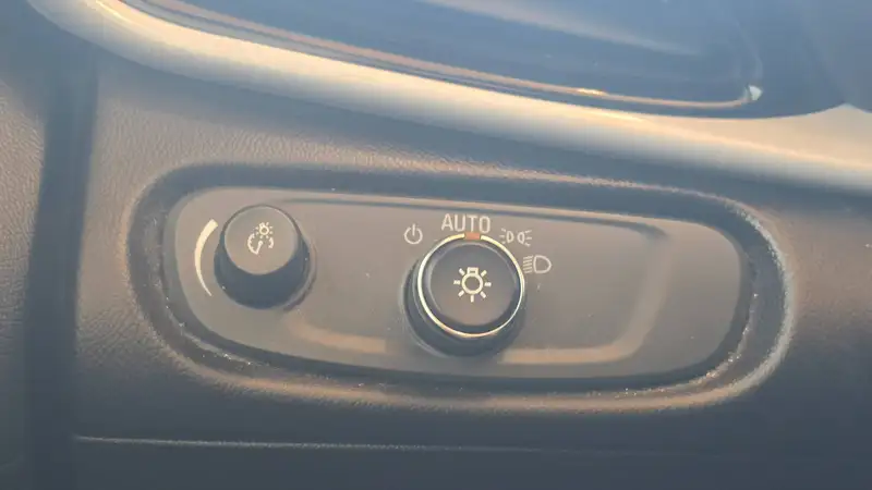 2017 Chevrolet Volt, grau, 131.583 km, Import Kanada — Foto 12 z 12