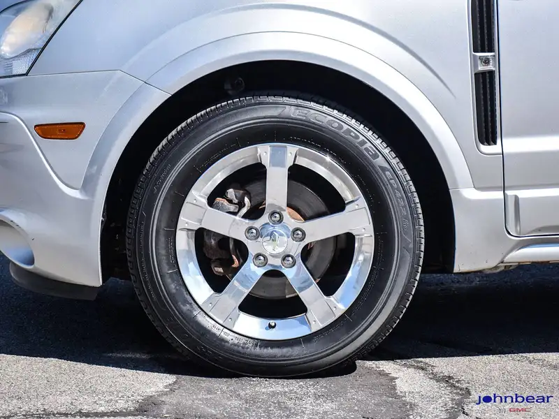 2013 Chevrolet Captiva LT, weiß, 141.552 km, Import Kanada — Foto 7 z 12