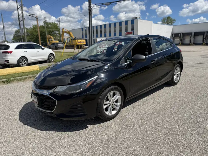 2019 Chevrolet Cruze LT 4dr Automatic, schwarz, 151.000 km, Import Kanada — Foto 1