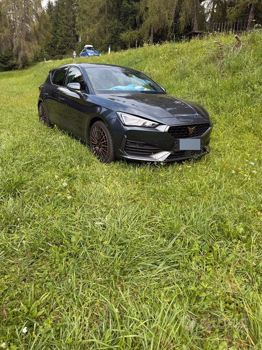 2024 Cupra, Italien — Foto 1