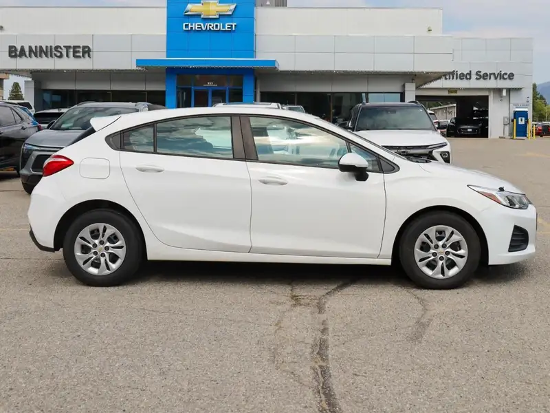 2019 Chevrolet Cruze LS, weiß, 103.994 km, Import Kanada — Foto 3 z 4