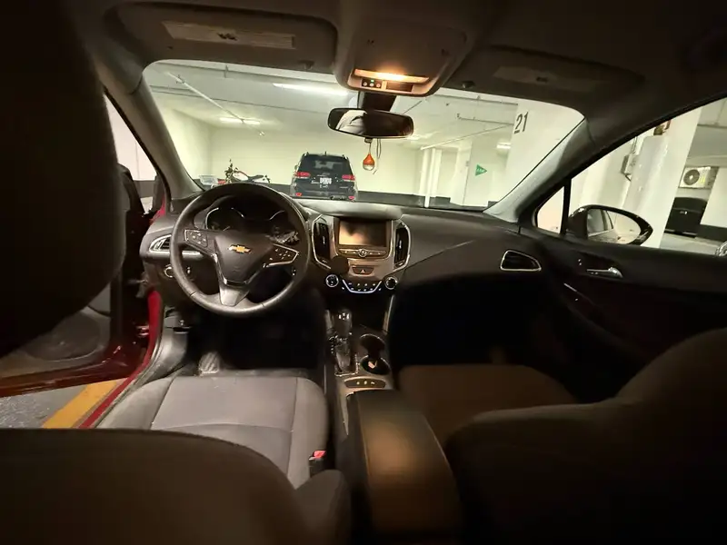 2019 Chevrolet Cruze LT, rot, 51.122 km, Import Kanada — Foto 7 z 12