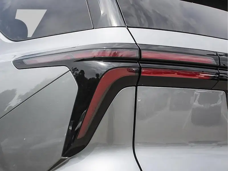 2027 Chevrolet Traverse lt, grau, 0 km, Import Kanada — Foto 10 z 10