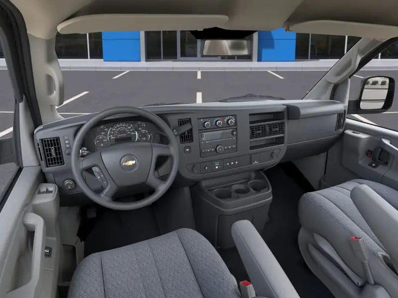 2026 Chevrolet Express | Bluetooth |, weiß, 15 km, Import Kanada — Foto 5 z 6