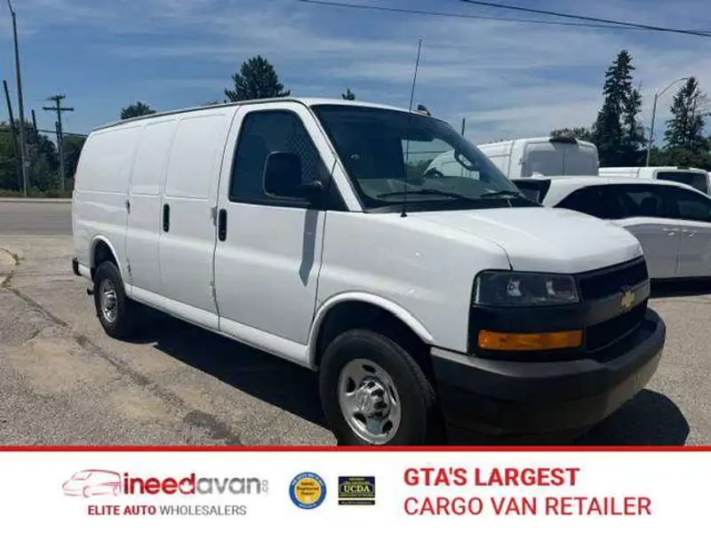 2023 Chevrolet Express 2500 No windows. Perfect condition. Must be seen., weiß, 150.222 km, Import Kanada — Foto 1