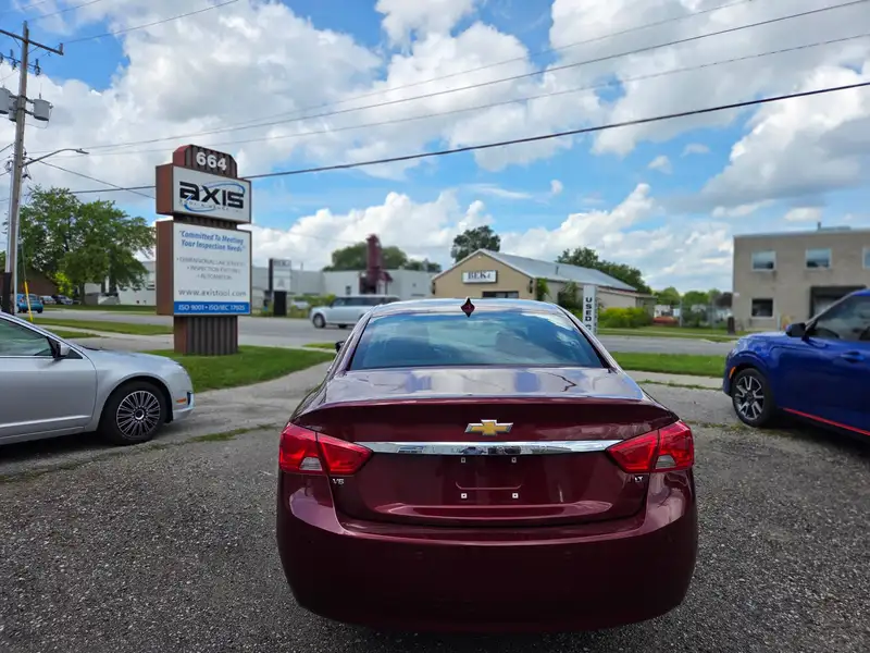 2017 Chevrolet Impala LT, rot, 143.107 km, Import Kanada — Foto 5 z 12