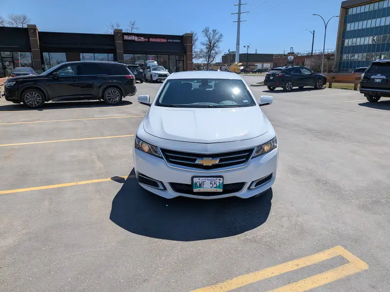 2017 Chevrolet Impala LT, weiß, 149.500 km, Import Kanada — Foto 2 z 8