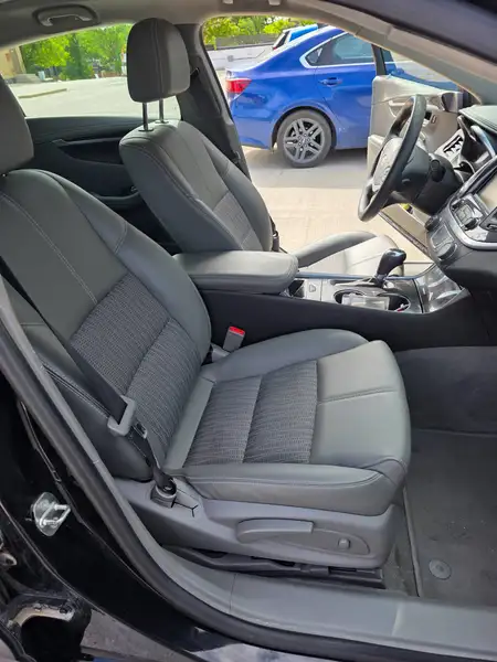 2018 Chevrolet Impala LS, schwarz, 138.500 km, Import Kanada — Foto 8 z 9