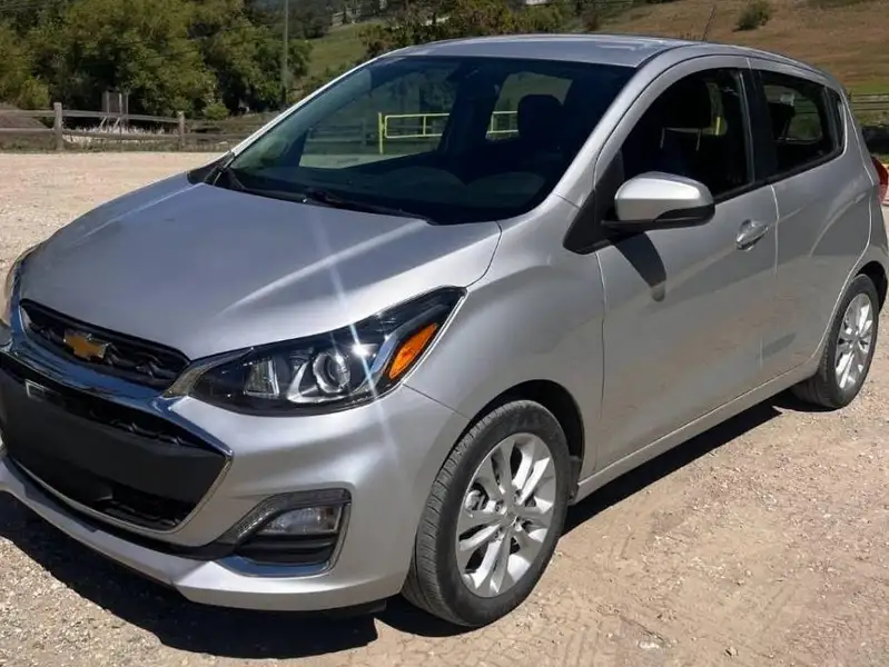 2022 Chevrolet Spark 1LT, silber, 53.000 km, Import Kanada — Foto 1