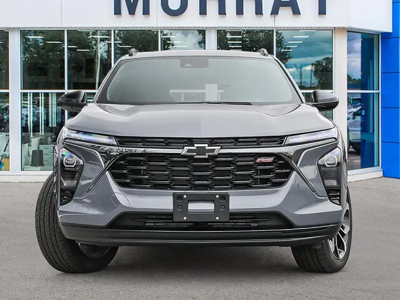 2026 Chevrolet Trax 2RS, grau, 0 km, Import Kanada — Foto 2 z 12