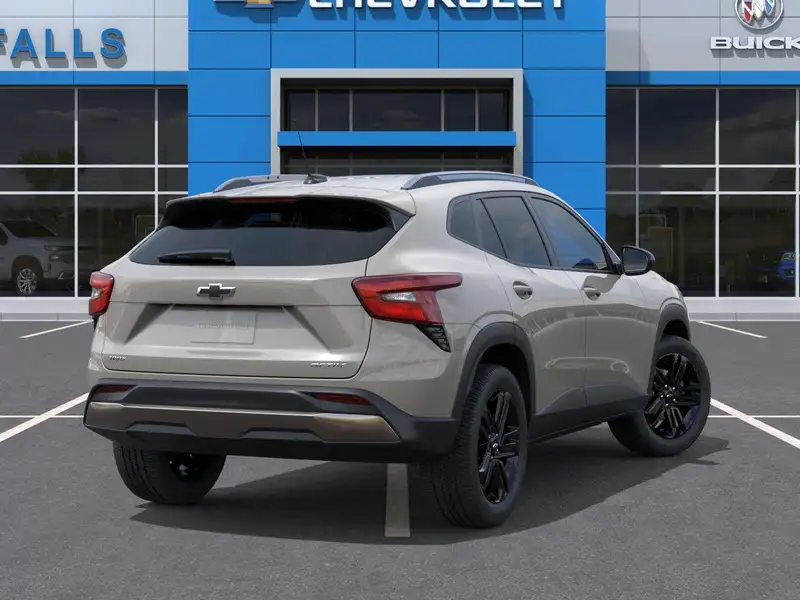 2026 Chevrolet Trax ACTIV, weiß, 0 km, Import Kanada — Foto 4 z 12