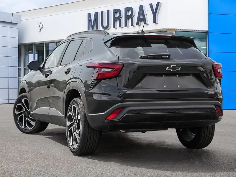 2026 Chevrolet Trax 2RS, schwarz, 0 km, Import Kanada — Foto 4 z 12